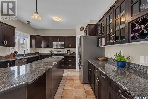 723 Bayview Close, Saskatoon, SK - Indoor Photo Showing Kitchen With Stainless Steel Kitchen With Upgraded Kitchen