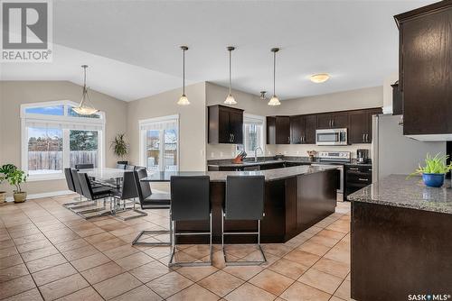 723 Bayview Close, Saskatoon, SK - Indoor Photo Showing Kitchen With Upgraded Kitchen