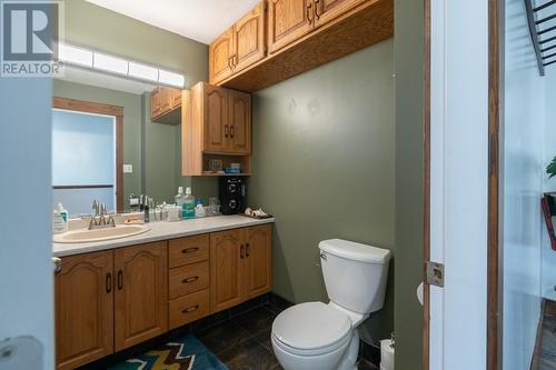 2199 Mamette Avenue, Merritt, BC - Indoor Photo Showing Bathroom