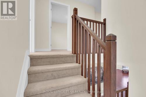 1814 Maple Grove Road N, Ottawa, ON - Indoor Photo Showing Other Room