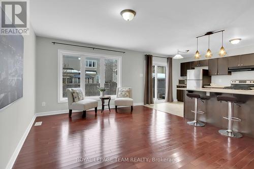 1814 Maple Grove Road N, Ottawa, ON - Indoor Photo Showing Kitchen