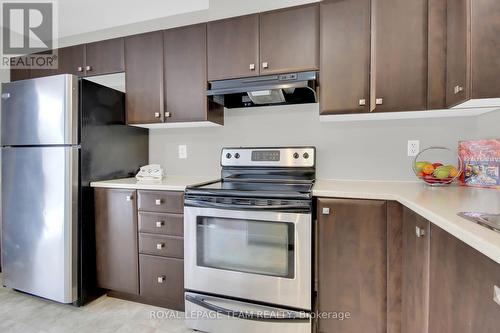 1814 Maple Grove Road N, Ottawa, ON - Indoor Photo Showing Kitchen