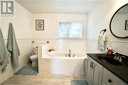 176 Hills Point Road, Oak Bay, NB - Indoor Photo Showing Bathroom