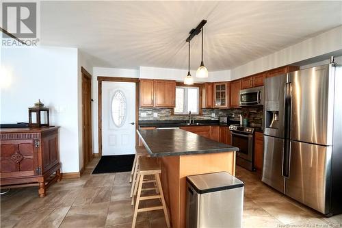 176 Hills Point Road, Oak Bay, NB - Indoor Photo Showing Kitchen With Double Sink