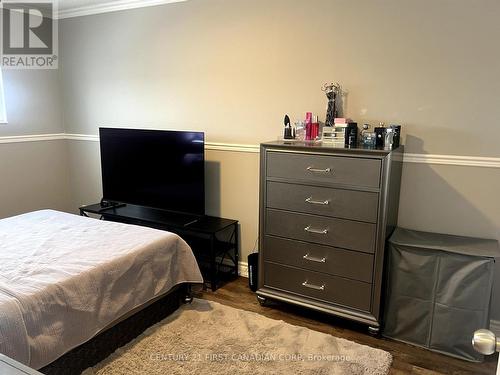 702 - 1105 Jalna Boulevard, London, ON - Indoor Photo Showing Bedroom