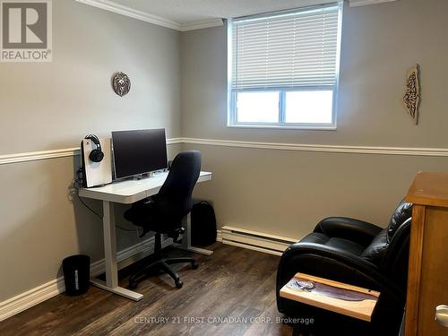 702 - 1105 Jalna Boulevard, London, ON - Indoor Photo Showing Office