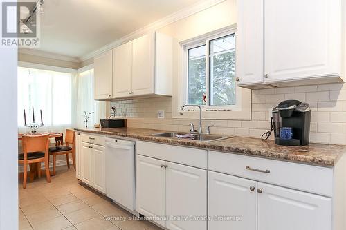 300 Minnesota Street, Collingwood, ON - Indoor Photo Showing Kitchen With Double Sink