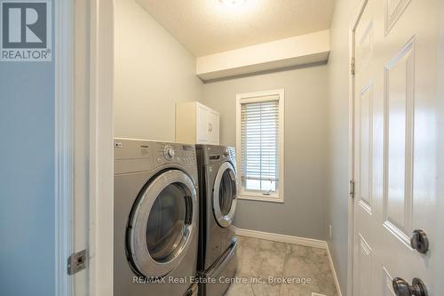 4 Clairfields Drive W, Guelph (Clairfields), ON - Indoor Photo Showing Laundry Room