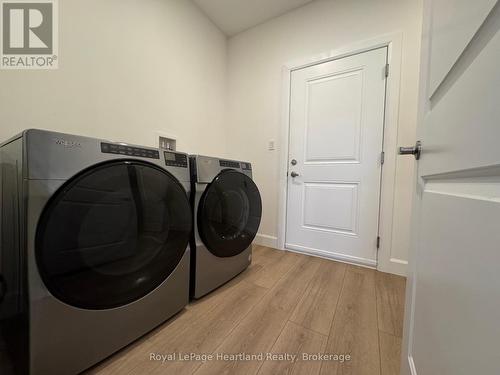 432 Coast Drive, Goderich (Goderich Town), ON - Indoor Photo Showing Laundry Room