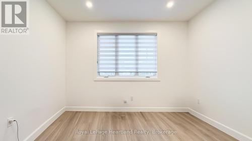 432 Coast Drive, Goderich (Goderich Town), ON - Indoor Photo Showing Other Room