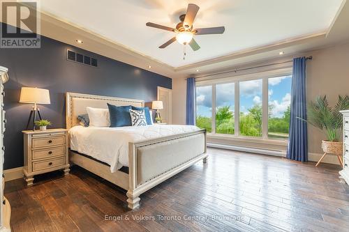 160 Robertson Avenue, Meaford, ON - Indoor Photo Showing Bedroom