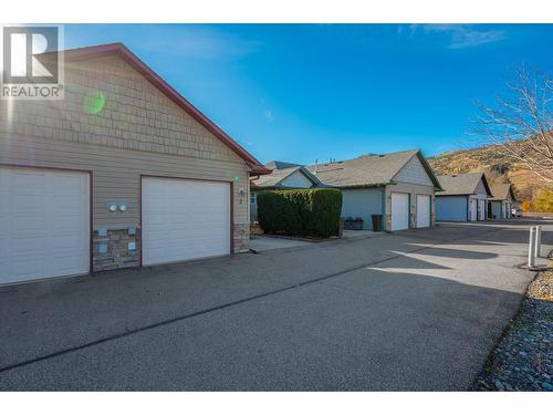 3150 Westsyde Road Unit# 2, Kamloops, BC - Outdoor