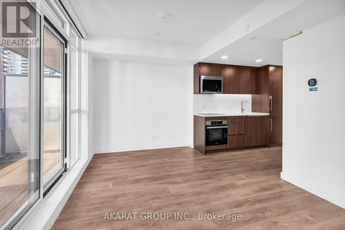 2001 - 38 Widmer Street, Toronto, ON - Indoor Photo Showing Kitchen