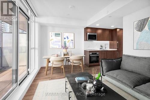 2001 - 38 Widmer Street, Toronto, ON - Indoor Photo Showing Living Room