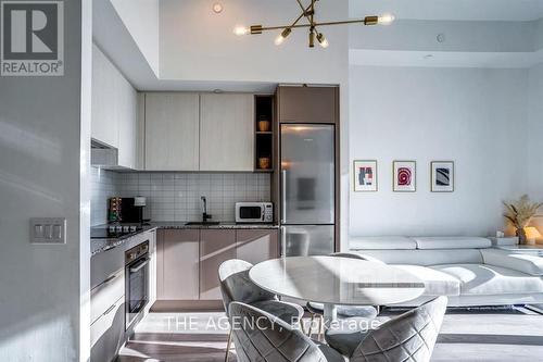 915 - 120 Parliament Street, Toronto, ON - Indoor Photo Showing Kitchen With Stainless Steel Kitchen