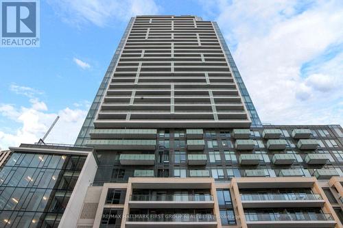 814 - 8 Olympic Garden Drive, Toronto, ON - Outdoor With Facade