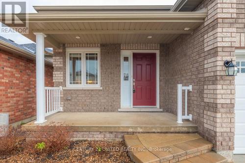 606 Goodwin Terrace, Peterborough (Monaghan), ON - Outdoor With Exterior