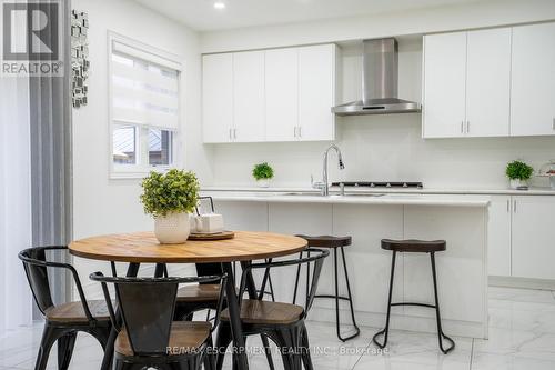 158 Agro Street, Hamilton, ON - Indoor Photo Showing Dining Room