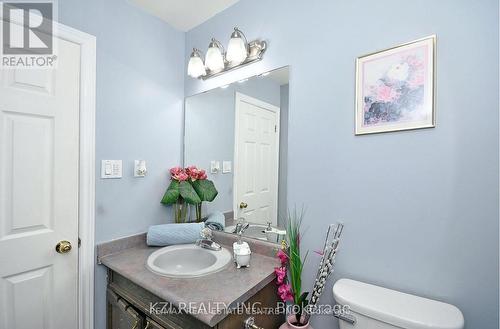 15 Creanona Boulevard, Hamilton, ON - Indoor Photo Showing Bathroom