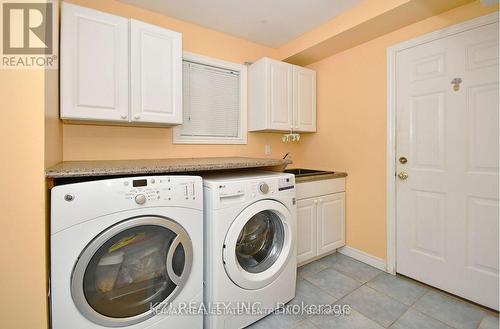 15 Creanona Boulevard, Hamilton, ON - Indoor Photo Showing Laundry Room