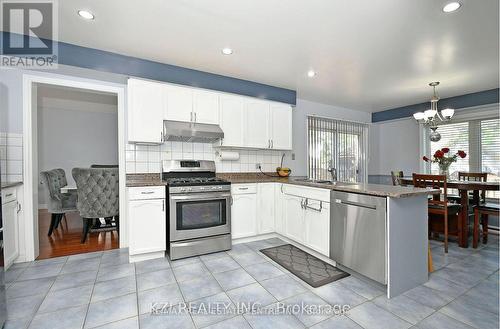 15 Creanona Boulevard, Hamilton, ON - Indoor Photo Showing Kitchen With Double Sink