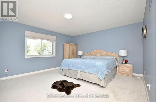 15 Creanona Boulevard, Hamilton, ON - Indoor Photo Showing Bedroom