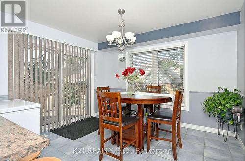 15 Creanona Boulevard, Hamilton, ON - Indoor Photo Showing Dining Room