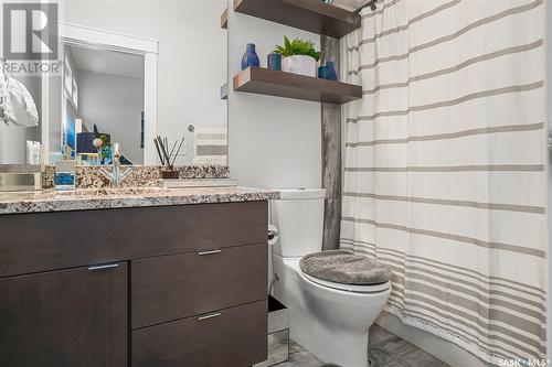 1063 Werschner Way, Saskatoon, SK - Indoor Photo Showing Bathroom