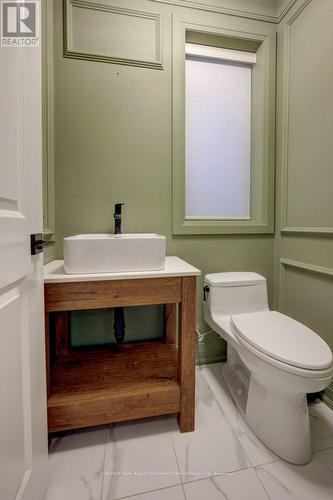 557 Veterans Drive, Brampton, ON - Indoor Photo Showing Bathroom