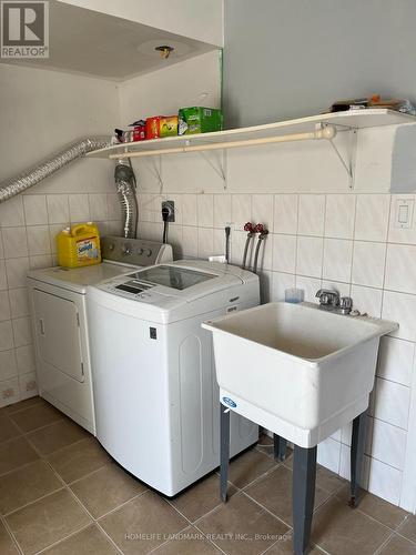 424 Pineland Avenue, Oakville, ON - Indoor Photo Showing Laundry Room