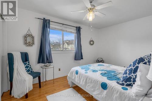 398 Kerman Avenue, Grimsby, ON - Indoor Photo Showing Bedroom