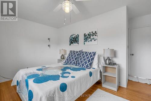 398 Kerman Avenue, Grimsby, ON - Indoor Photo Showing Bedroom