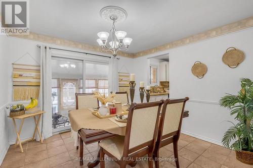 398 Kerman Avenue, Grimsby, ON - Indoor Photo Showing Dining Room