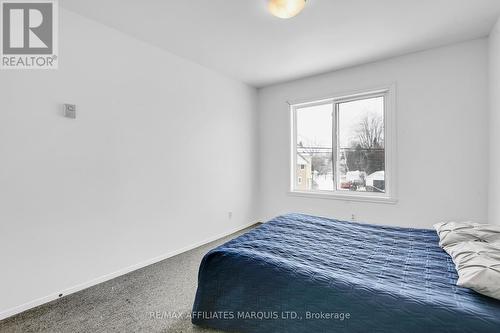 & 731A - 731 Amelia Street, Cornwall, ON - Indoor Photo Showing Bedroom