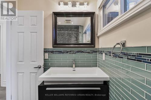 25 Carscadden Drive, Toronto, ON - Indoor Photo Showing Bathroom