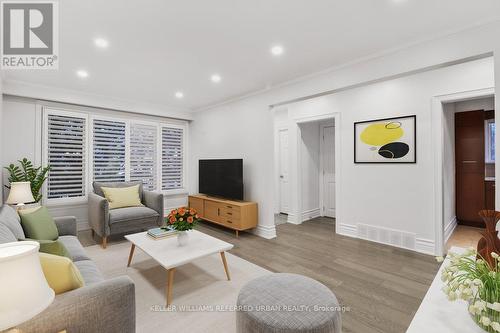 25 Carscadden Drive, Toronto, ON - Indoor Photo Showing Living Room