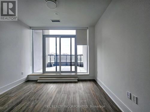 401 - 10 Inn On The Park Drive, Toronto, ON - Indoor Photo Showing Other Room