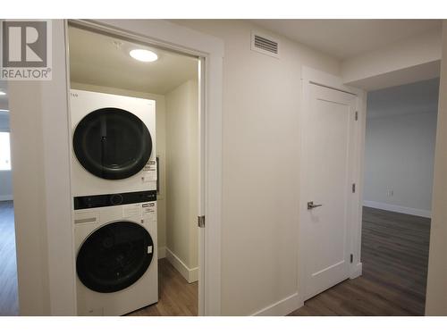 Laundry - 217 Elm Avenue Unit# 209, Penticton, BC - Indoor Photo Showing Laundry Room