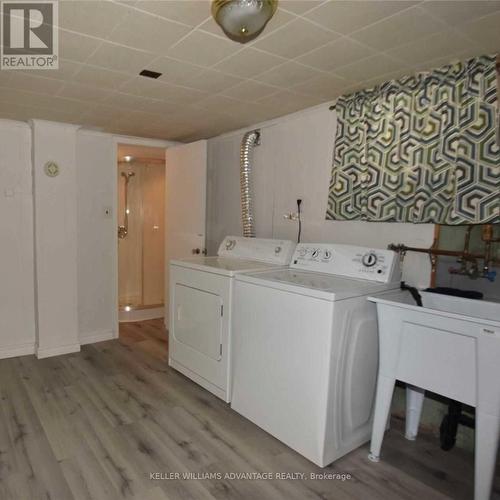 46 Pitt Avenue, Toronto, ON - Indoor Photo Showing Laundry Room