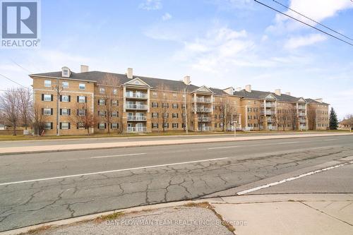 201 - 7428 Markham Road, Markham, ON - Outdoor