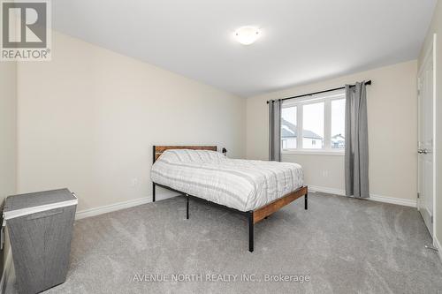 732 Namur Street, Russell, ON - Indoor Photo Showing Bedroom