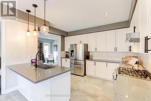 54 Hoard Avenue, New Tecumseth, ON - Indoor Photo Showing Kitchen With Stainless Steel Kitchen