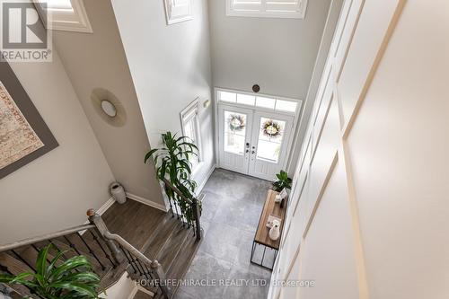 54 Hoard Avenue, New Tecumseth, ON - Indoor Photo Showing Other Room