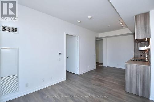 4011 - 898 Portage Parkway, Vaughan, ON - Indoor Photo Showing Other Room