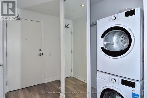 4011 - 898 Portage Parkway, Vaughan, ON - Indoor Photo Showing Laundry Room