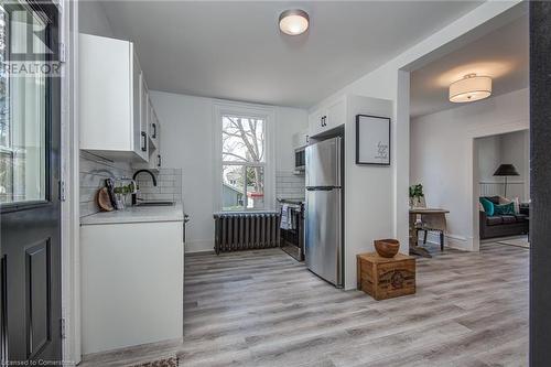 255 Raglan Street Unit# 1, Woodstock, ON - Indoor Photo Showing Kitchen