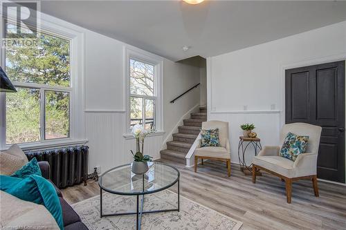 255 Raglan Street Unit# 1, Woodstock, ON - Indoor Photo Showing Living Room