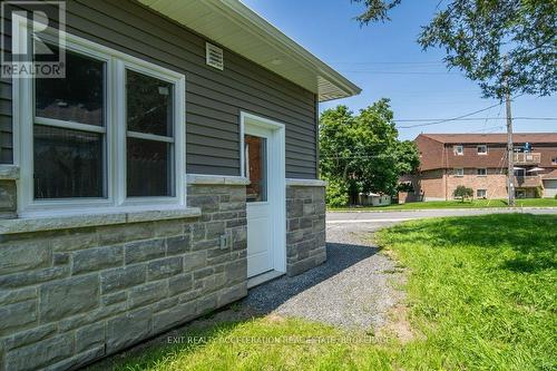 16 Palace Road, Greater Napanee, ON - Outdoor