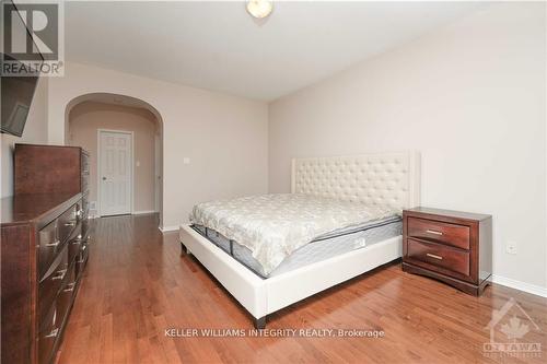 404 Kilmarnock Way, Ottawa, ON - Indoor Photo Showing Bedroom