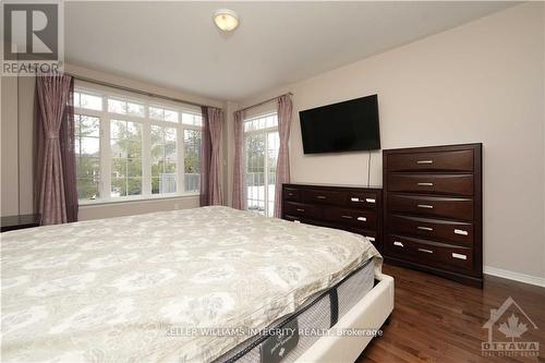 404 Kilmarnock Way, Ottawa, ON - Indoor Photo Showing Bedroom